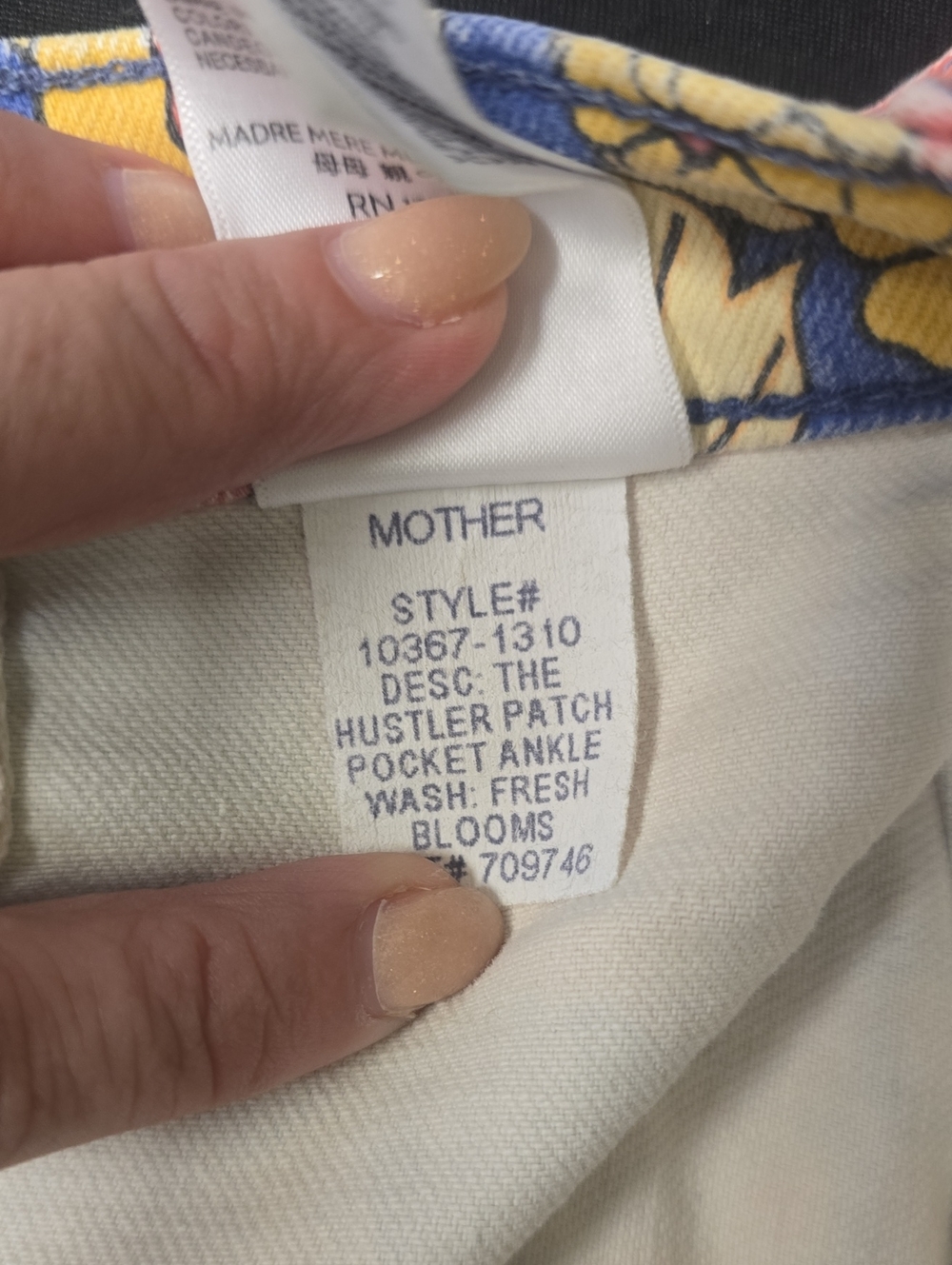 MOTHER The Hustler Printed Patch Pocket Jeans- EUC- 28 - Picture 9 of 14